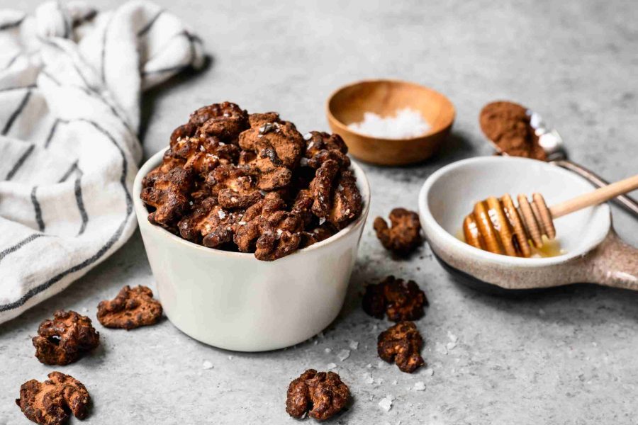Dark-Chocolate-Sea-Salt-Walnuts